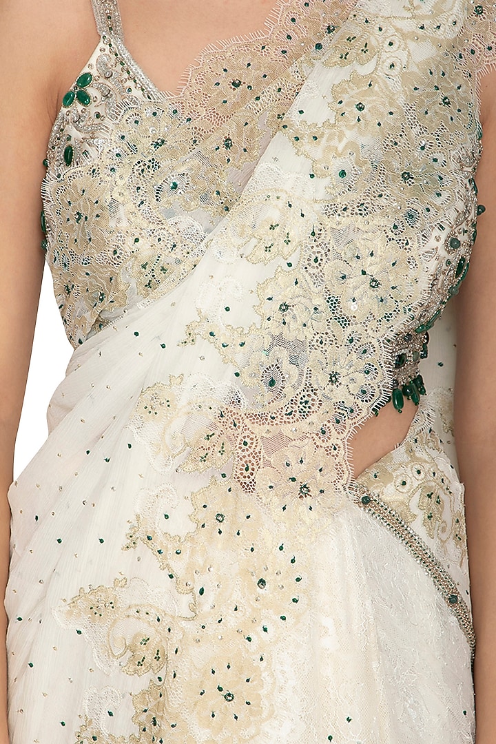 Ivory Embroidered Reception Saree Set by Rabani & Rakha at Pernia's Pop Up Shop