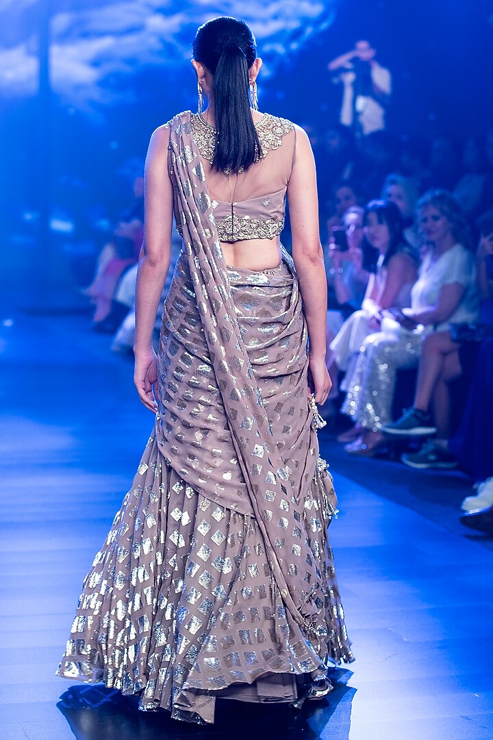 Gold Georgette Sequins Work Bridal Lehenga Set by Rabani & Rakha at Pernia's Pop Up Shop