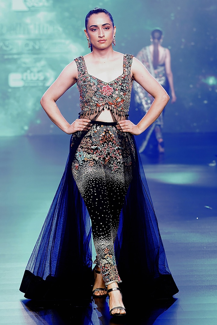 Black Georgette & Net Sequins Embroidered Gown by Rabani & Rakha at Pernia's Pop Up Shop