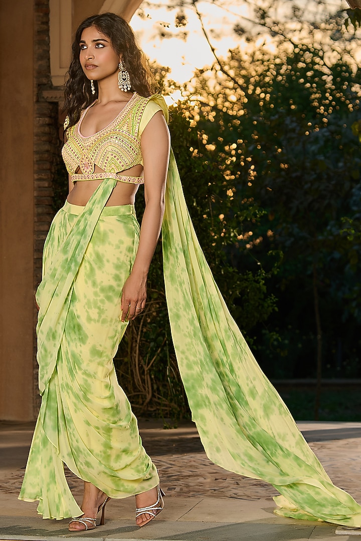 Yellow & Green Georgette Tie-Dye Printed Draped Party Wear Saree Set by RINESSA at Pernia's Pop Up Shop