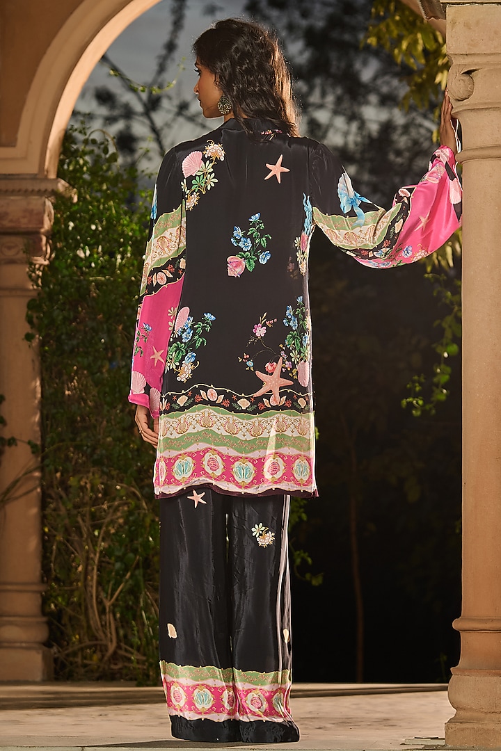 Black Silk & Crepe Printed Kurta Set by RINESSA at Pernia's Pop Up Shop