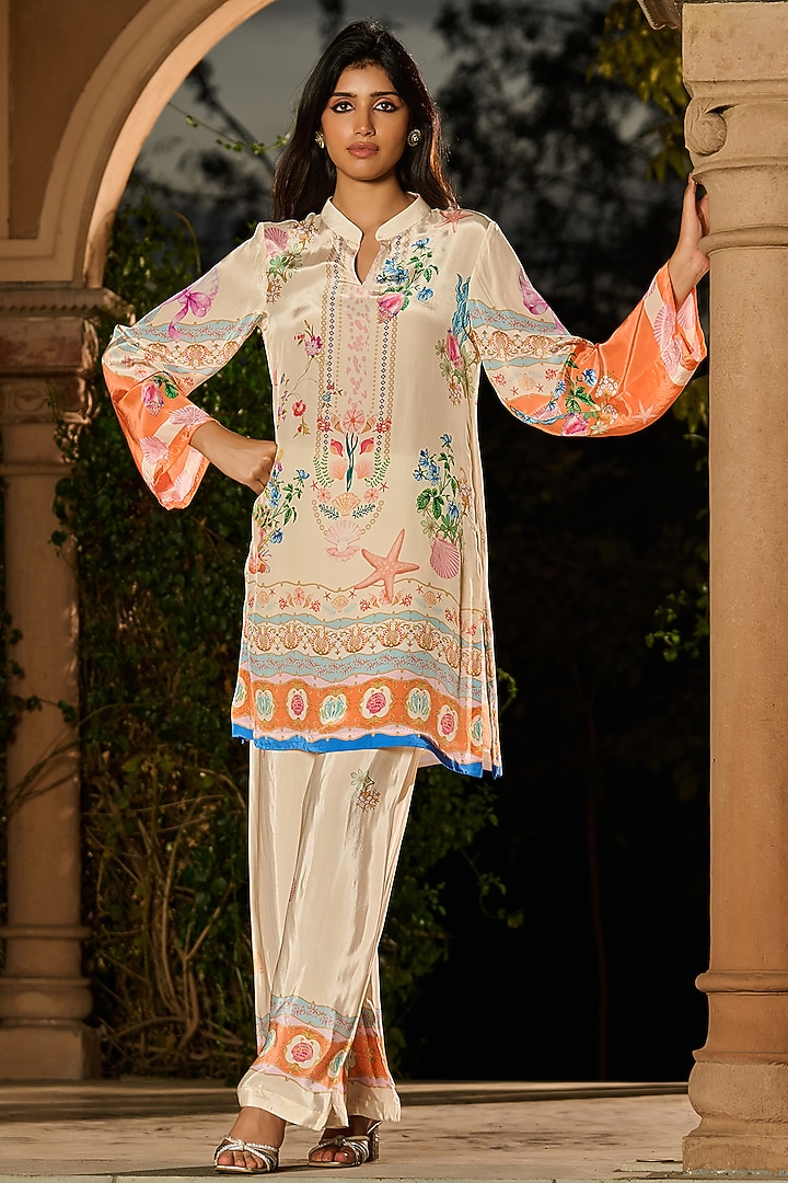 Ivory Silk & Crepe Printed Kurta Set by RINESSA at Pernia's Pop Up Shop