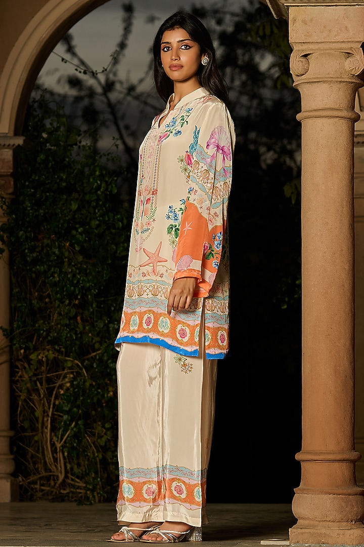 Ivory Silk & Crepe Printed Kurta Set by RINESSA at Pernia's Pop Up Shop