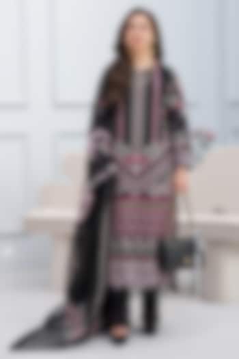 Black Cotton Lace Embroidered Kurta Set by RINESSA at Pernia's Pop Up Shop