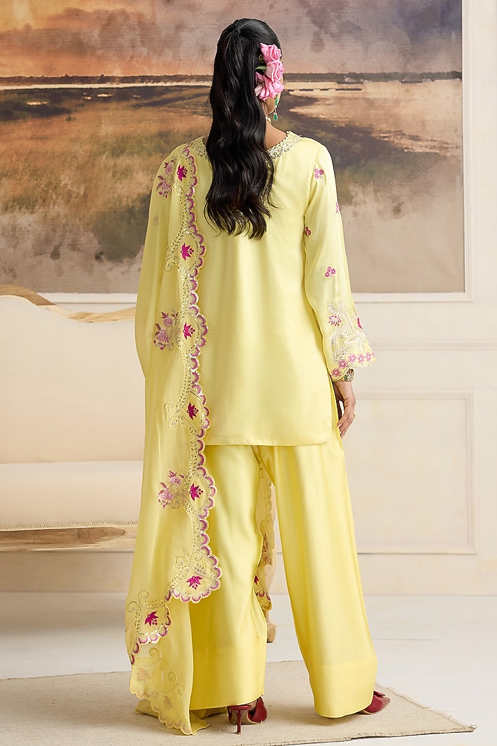 Yellow Modal Satin Thread Work Kurta Set by RINESSA at Pernia's Pop Up Shop