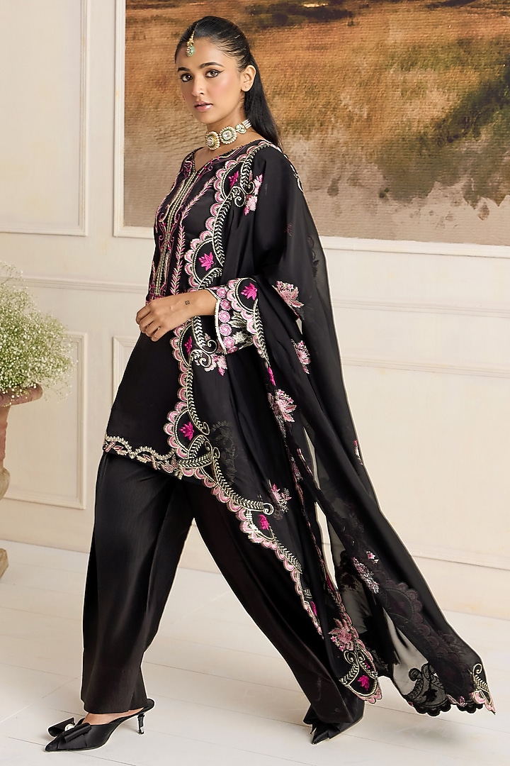 Black Modal Satin Thread Work Kurta Set by RINESSA at Pernia's Pop Up Shop