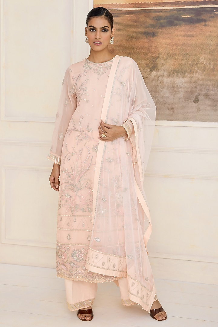 Peach Silk Organza Thread Work Kurta Set by RINESSA at Pernia's Pop Up Shop
