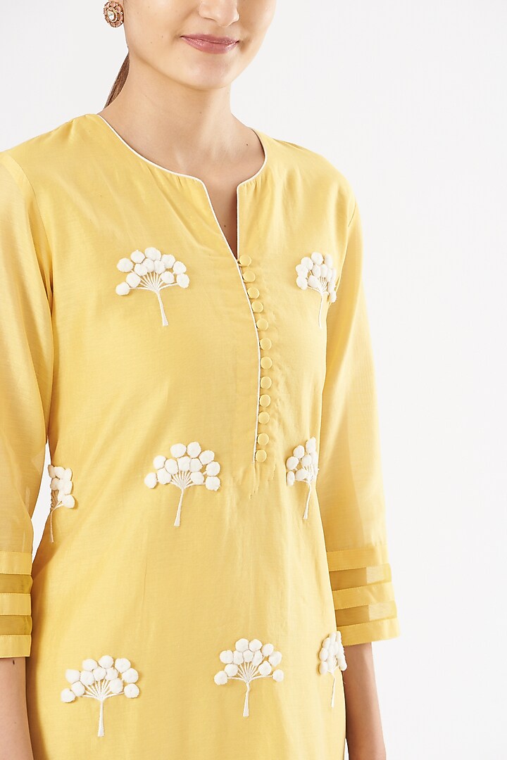 Yellow Embroidered Kurta Set by Rajat & shradda at Pernia's Pop Up Shop