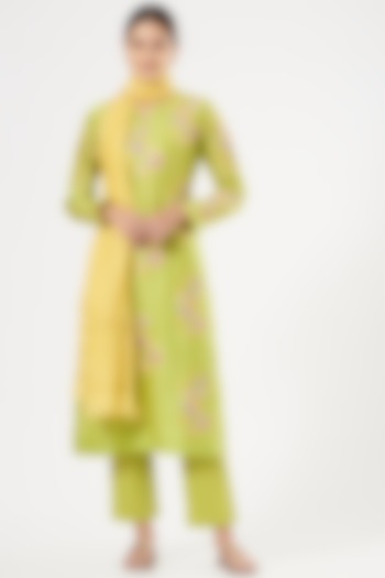 Lime Green Thread Work Embroidered Kurta Set by Rajat & shradda at Pernia's Pop Up Shop