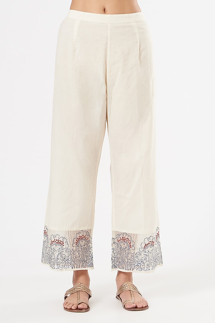 Ivory Threadwork-Embroidered Kurta Set by Rajat & shradda at Pernia's Pop Up Shop