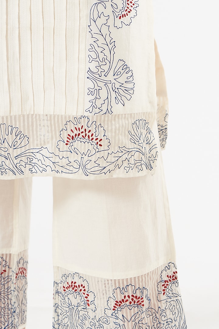 Ivory Threadwork-Embroidered Kurta Set by Rajat & shradda at Pernia's Pop Up Shop