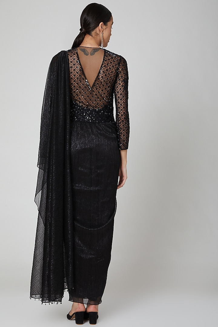 Black Embroidered Wedding Saree Set by Rajat & shradda at Pernia's Pop Up Shop