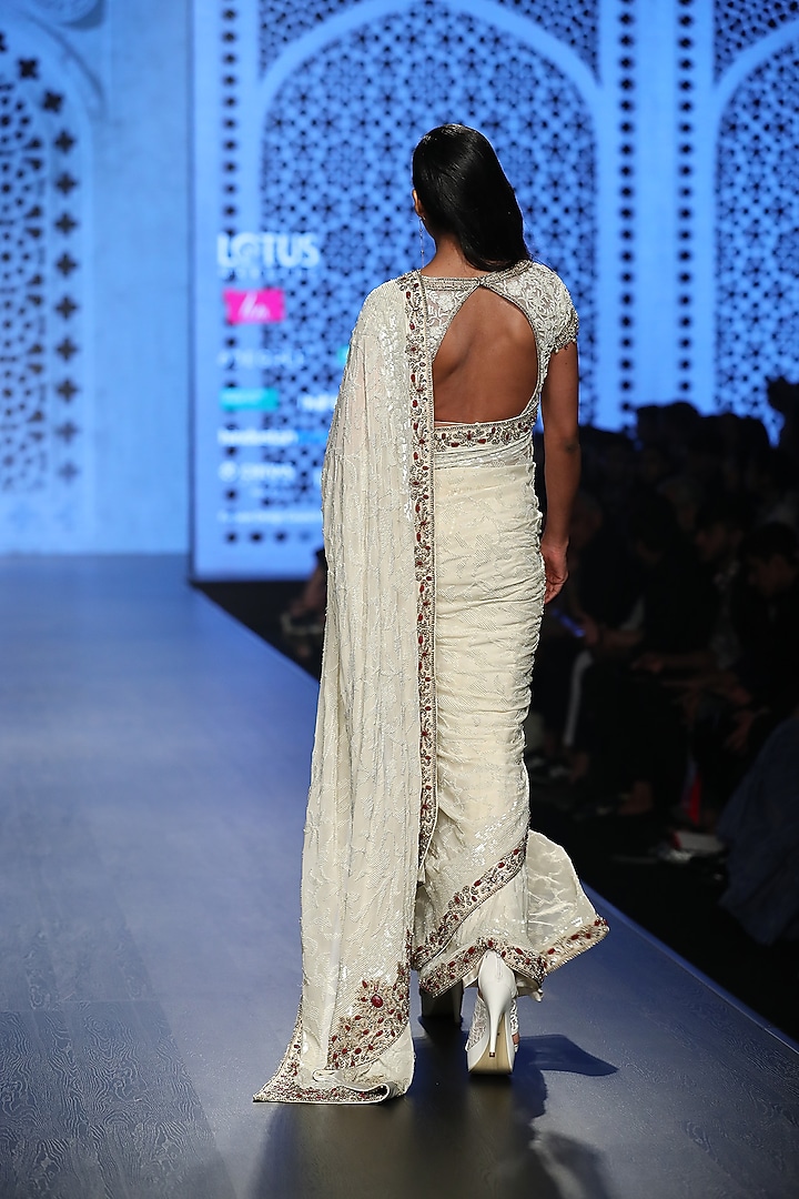 Ivory Embroidered Bridal Saree Set by Rabani & Rakha at Pernia's Pop Up Shop