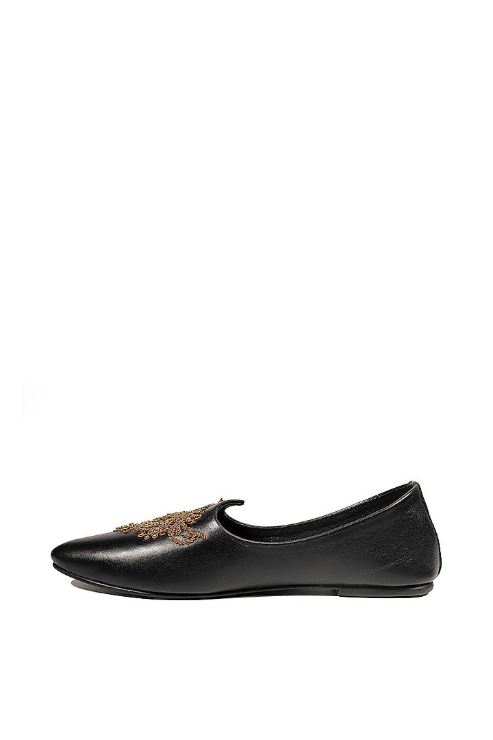 Black Leather Embellished Mojris by ROHAN ARORA at Pernia's Pop Up Shop