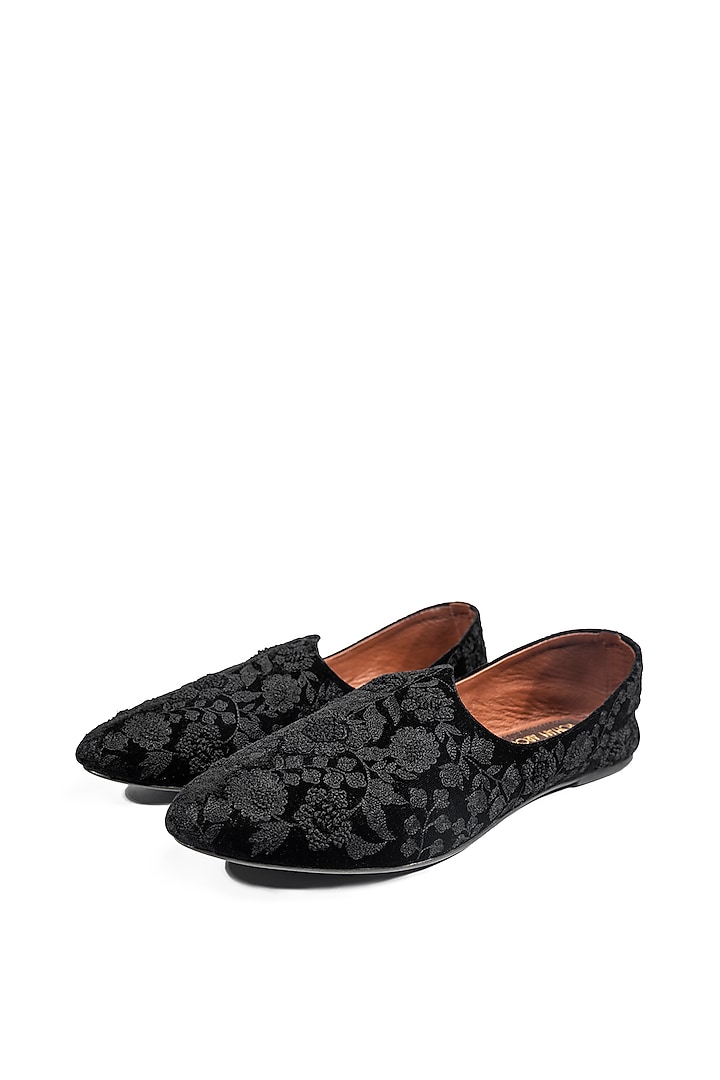 Black Velvet Embellished Mojris by ROHAN ARORA at Pernia's Pop Up Shop