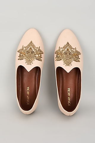 Ivory Leather Zardosi Embroidered Mojris by ROHAN ARORA
