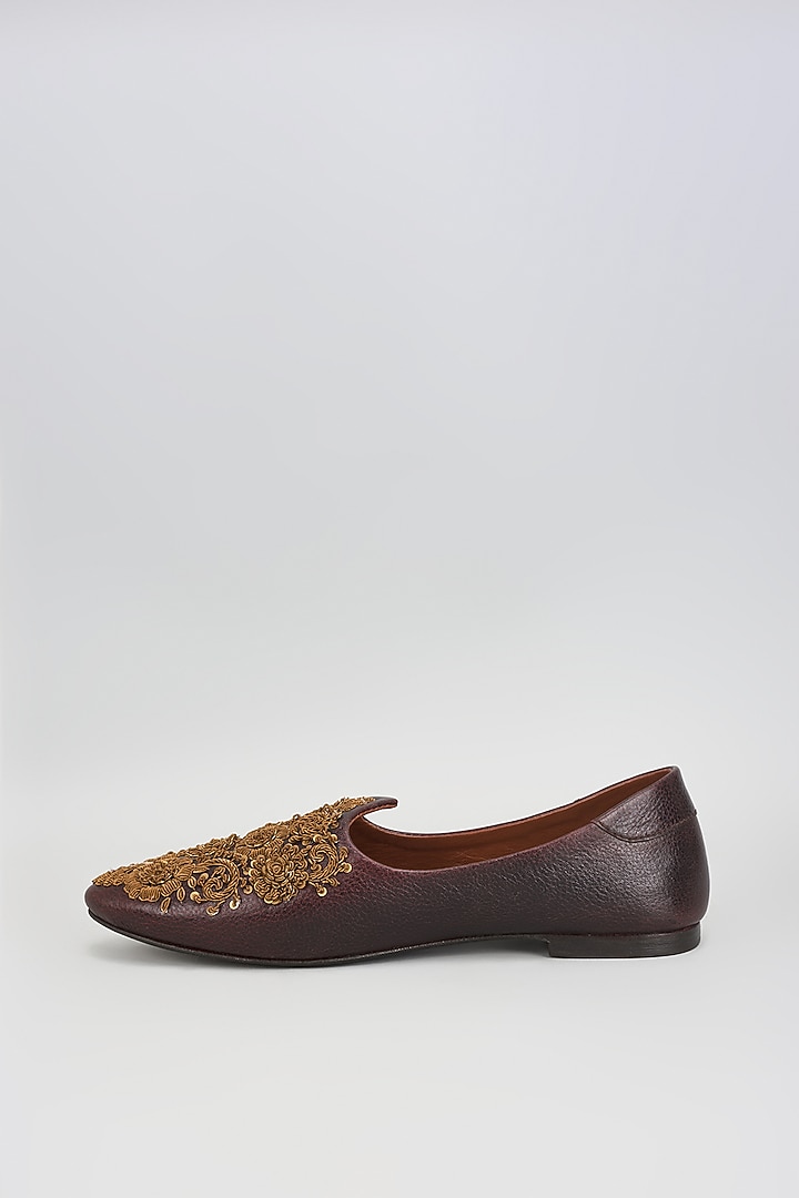 Bombay Brown Leather Zardosi Embroidered Mojris by ROHAN ARORA at Pernia's Pop Up Shop
