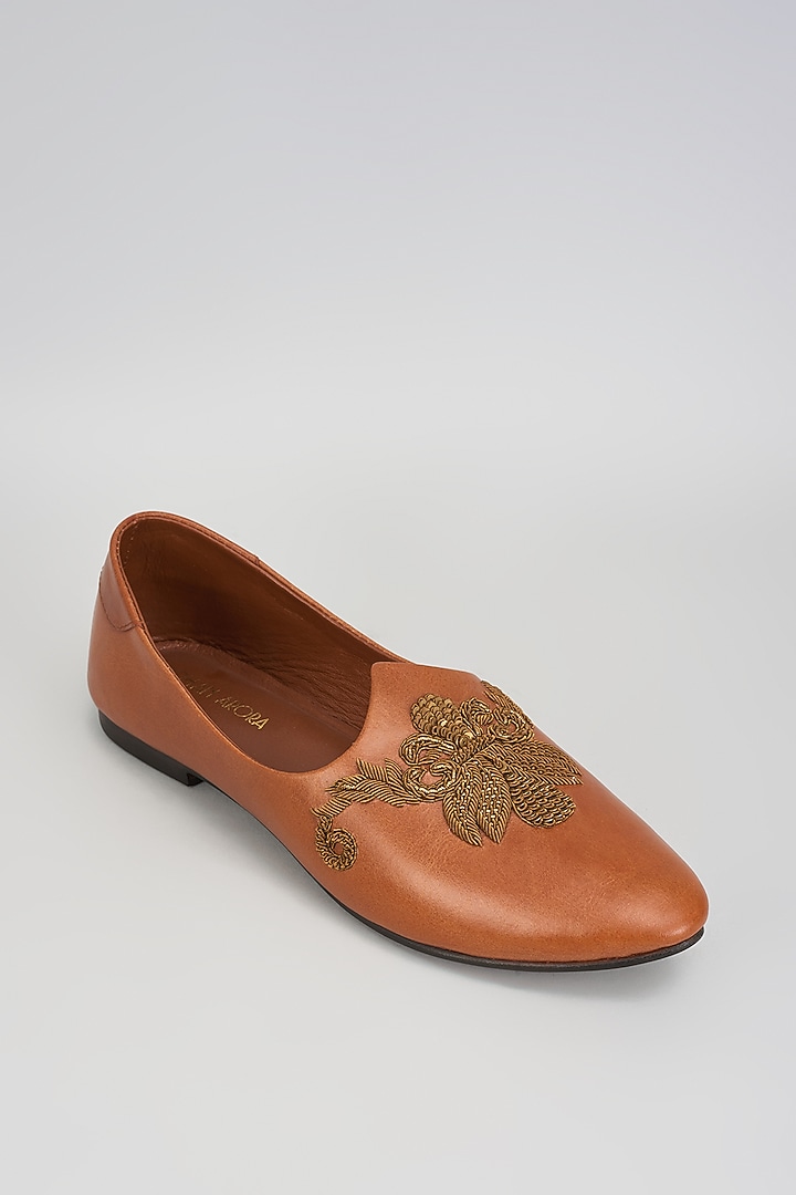 Tan Leather Zardosi Embroidered Mojris by ROHAN ARORA at Pernia's Pop Up Shop