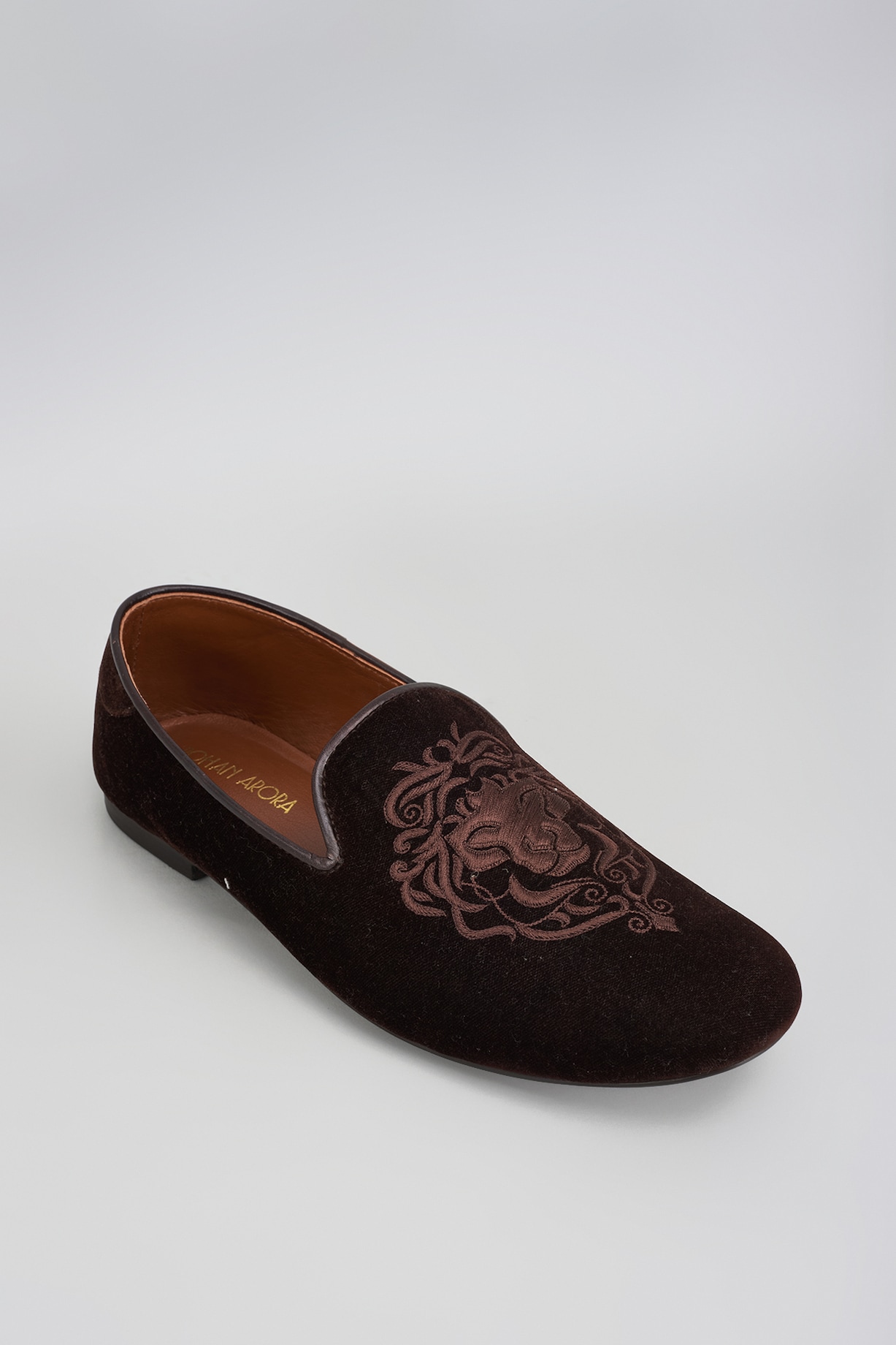 Buy ROHAN ARORA Deep Brown Velvet Embroidered Shoes at Pernia 