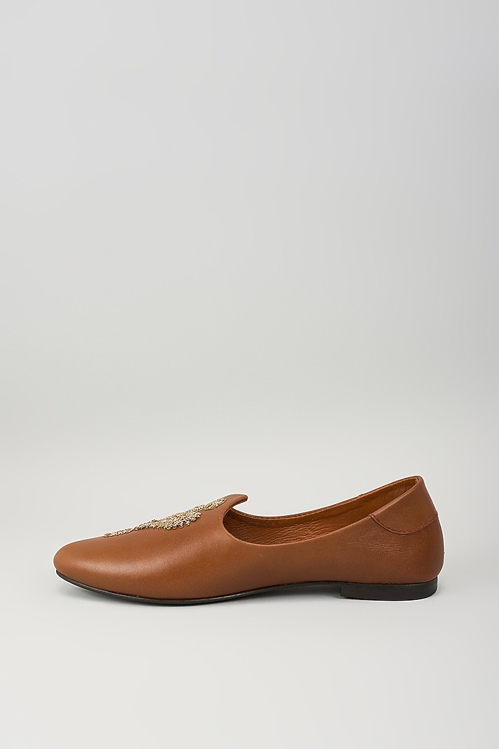 Tan Leather Zardosi Embroidered Mojris by ROHAN ARORA at Pernia's Pop Up Shop