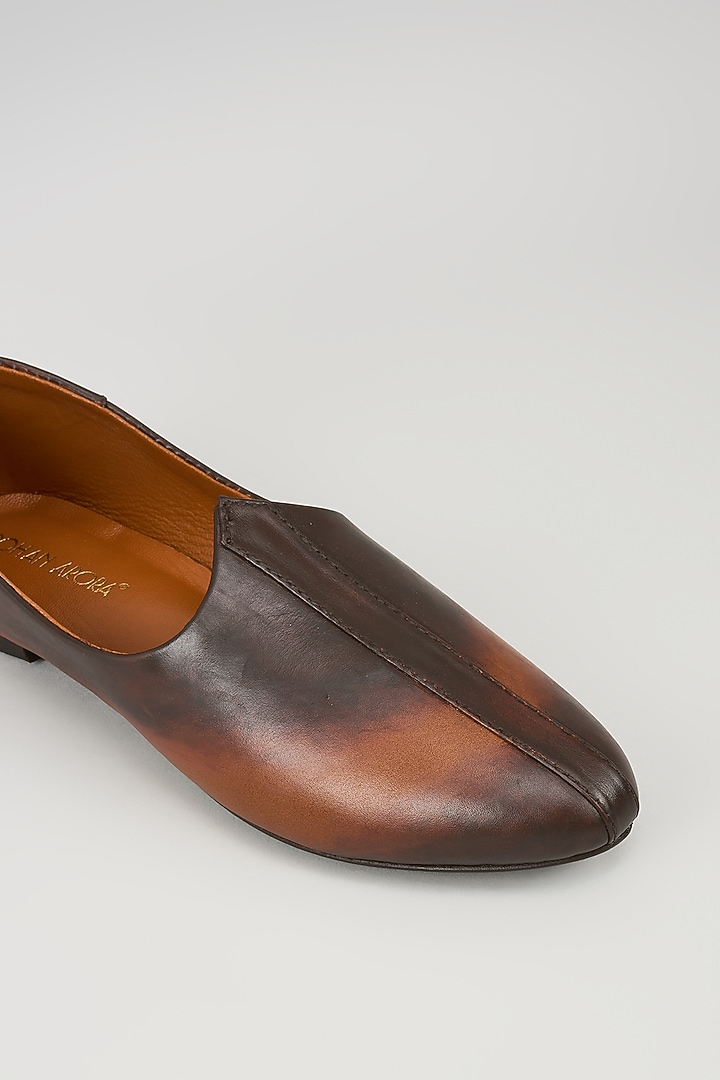 Tan Leather Mojris by ROHAN ARORA at Pernia's Pop Up Shop