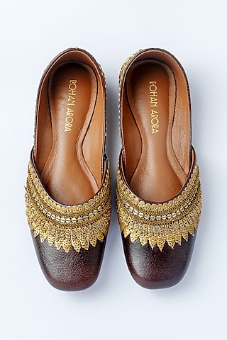 Bombay Brown Leather Zardosi Embroidered Juttis by ROHAN ARORA WOMENS
