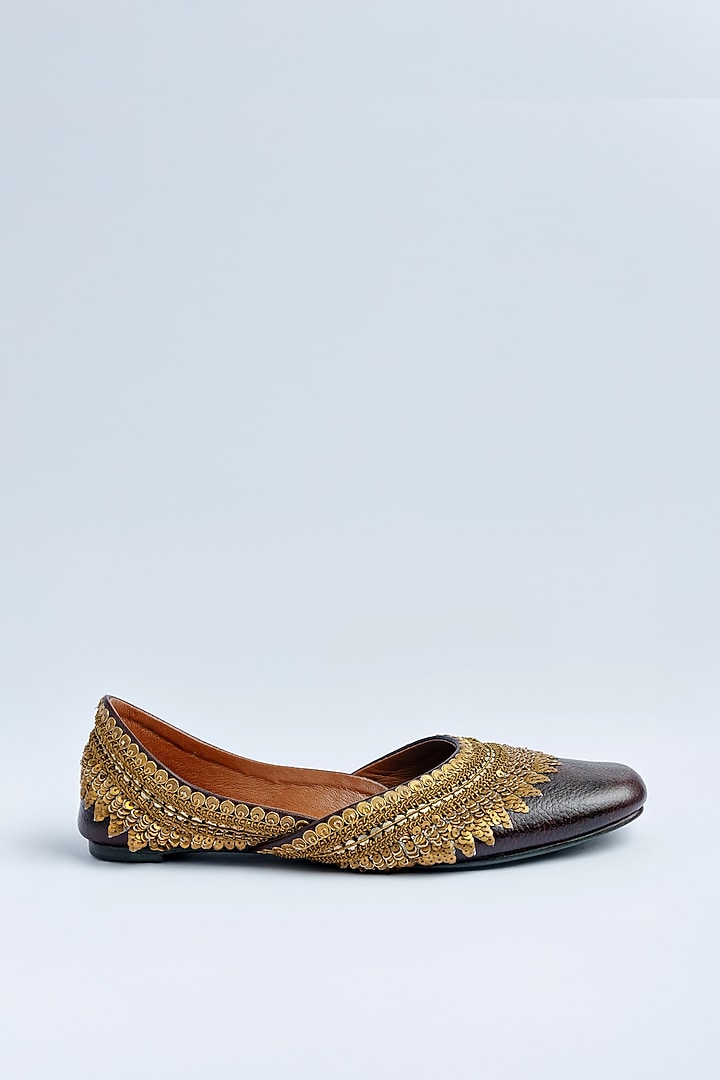 Bombay Brown Leather Zardosi Embroidered Juttis by ROHAN ARORA WOMENS at Pernia's Pop Up Shop