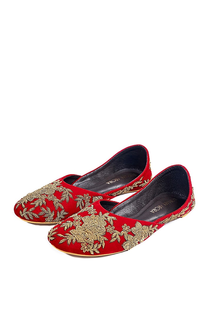 Red Velvet Zardosi Embroidered Juttis by ROHAN ARORA WOMENS at Pernia's Pop Up Shop