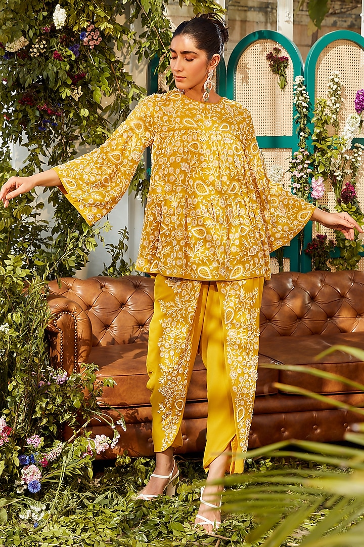 Mustard Embroidered Tunic Set by Rococo by raghvi