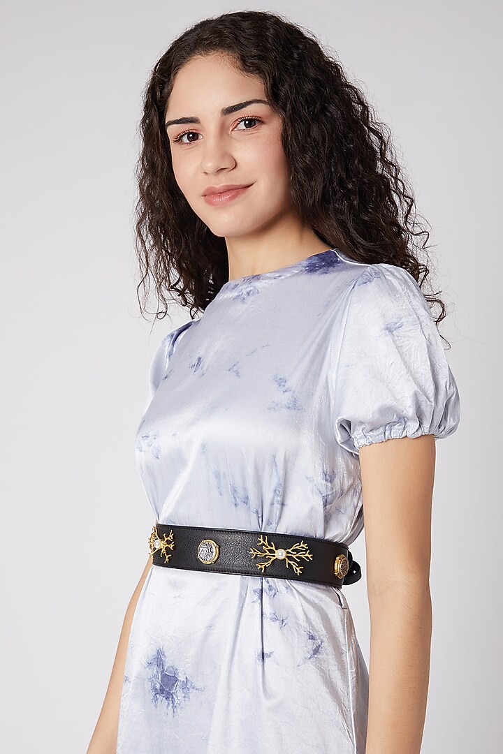 Silver & Gold Finish Leather Belt by Rohita and Deepa at Pernia's Pop Up Shop