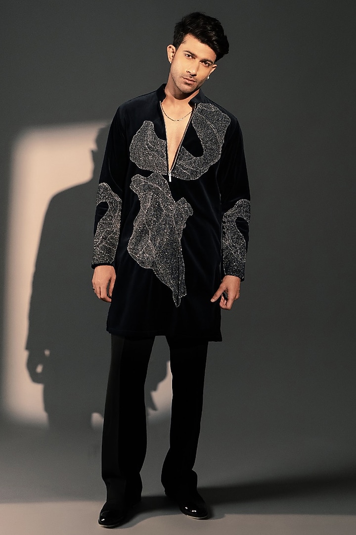 Midnight Blue Velvet Kurta by Rohit Doshi at Pernia's Pop Up Shop