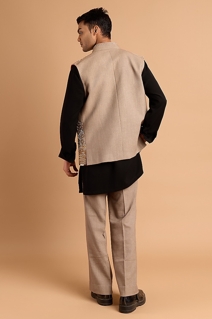 Grey-Green Cotton Matka Handwork Bundi Jacket Set by Rohit Doshi at Pernia's Pop Up Shop