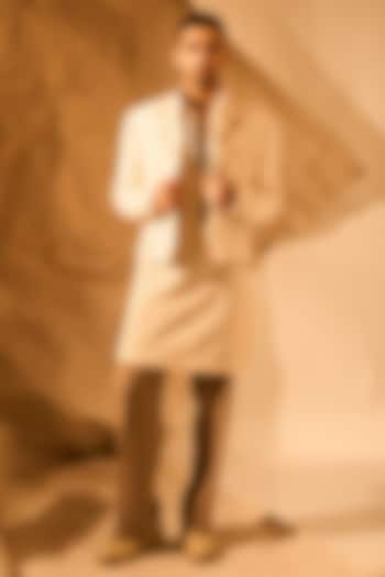 Off-White Chatai Matka Fabric Handwork Jodhpuri Set by Rohit Doshi at Pernia's Pop Up Shop