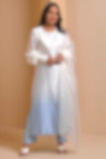Off-White Dupion Silk Shaded Kurta Set by Roohbab