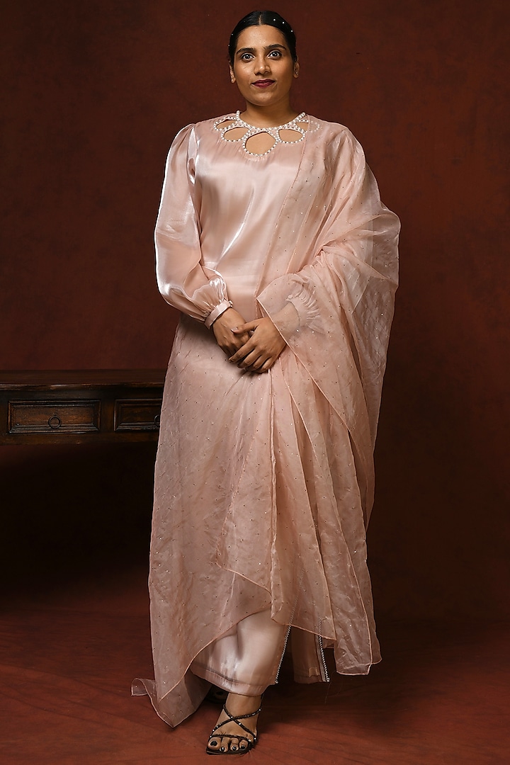 Blush Pink Glass Tissue Long Shirt With Dupatta by Roohbab