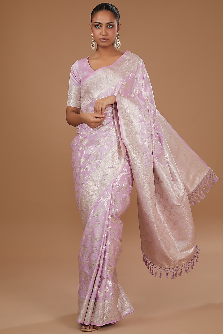 Lavender Silk Jamdani Printed & Weaves Embroidered Saree Set by Roohbab