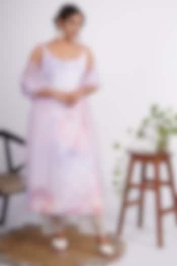 Blush Pink Ombre Handwork Kurta Set by Roohbab at Pernia's Pop Up Shop