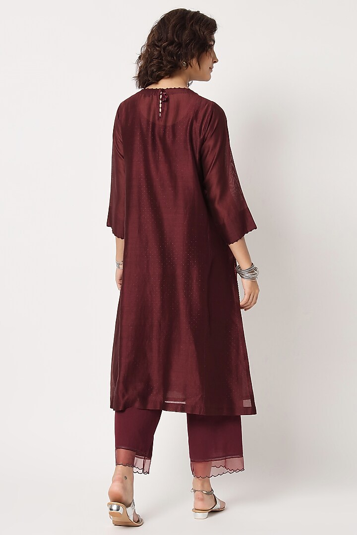 Maroon Silk Cotton Chanderi Hand Embroidered Kurta Set by Rohini Dezines at Pernia's Pop Up Shop