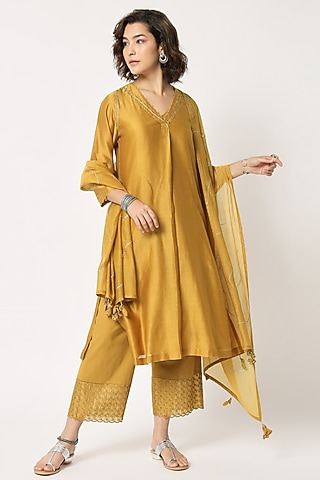 Mustard Silk Cotton Chanderi Hand Embroidered Kurta Set by Rohini Dezines