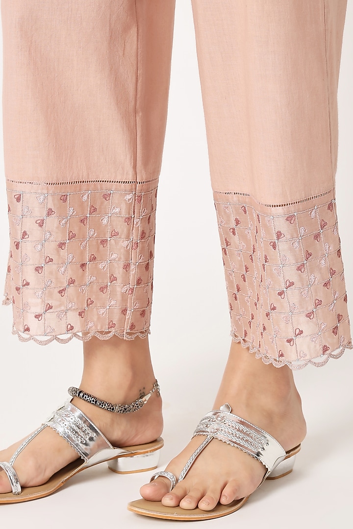 Blush Pink Silk Cotton Chanderi Hand Embroidered Kurta Set by Rohini Dezines at Pernia's Pop Up Shop