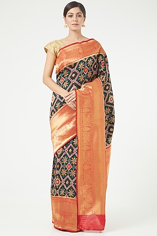 Black Silk Saree Set by Roliana weaves