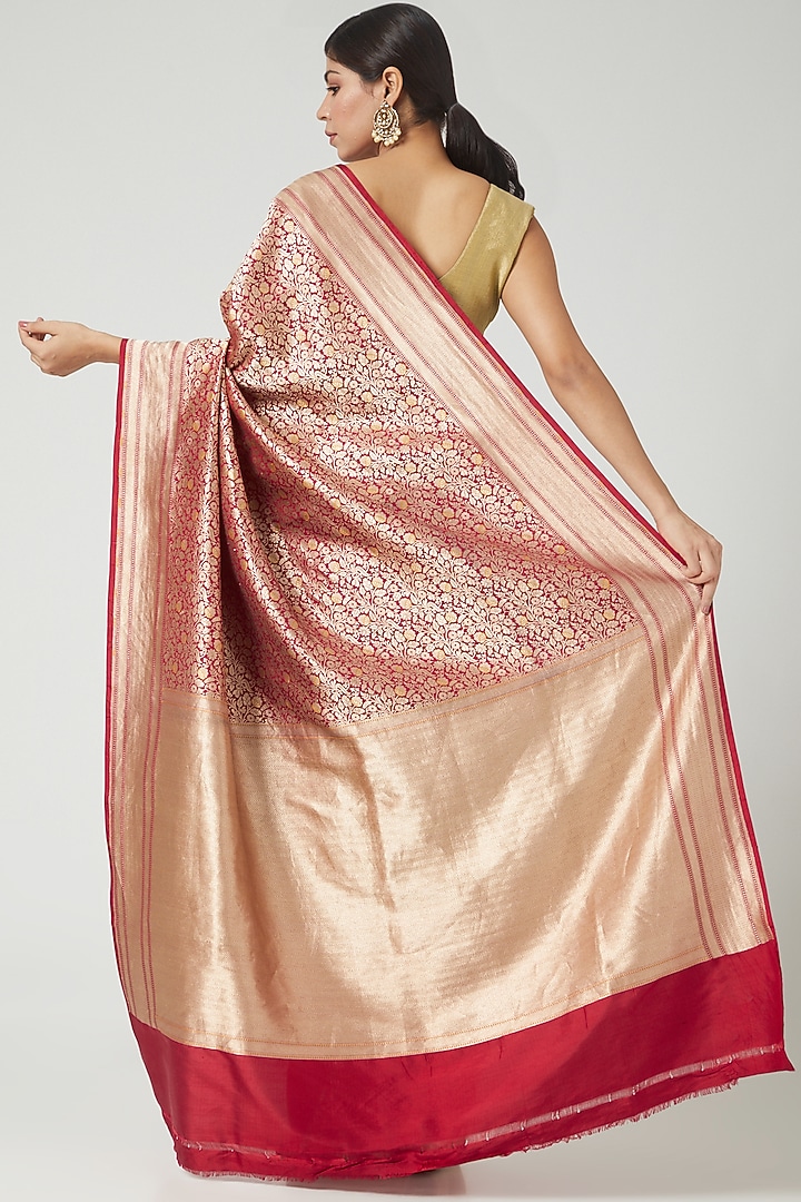 Red Gajji Silk Wedding Saree Set by Roliana weaves at Pernia's Pop Up Shop