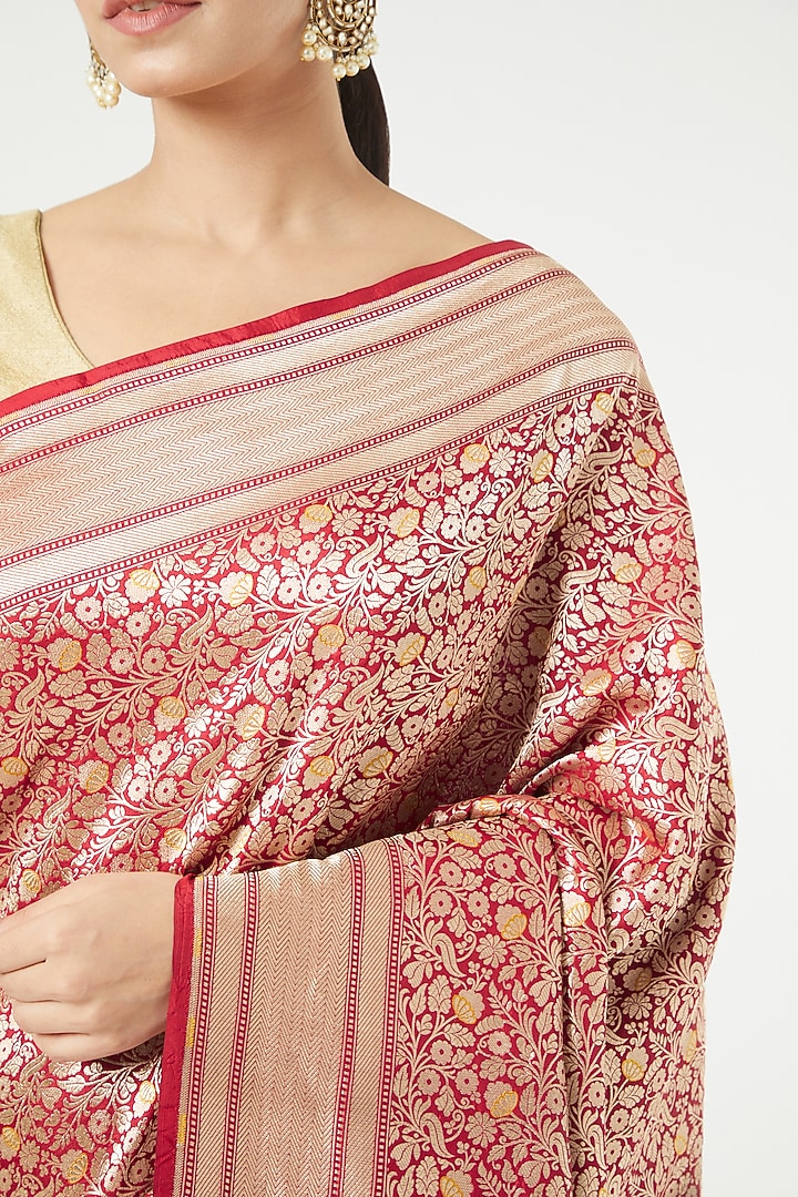Red Gajji Silk Wedding Saree Set by Roliana weaves at Pernia's Pop Up Shop