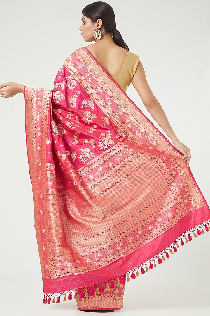 Rani Pink Silk Wedding Saree Set by Roliana weaves at Pernia's Pop Up Shop