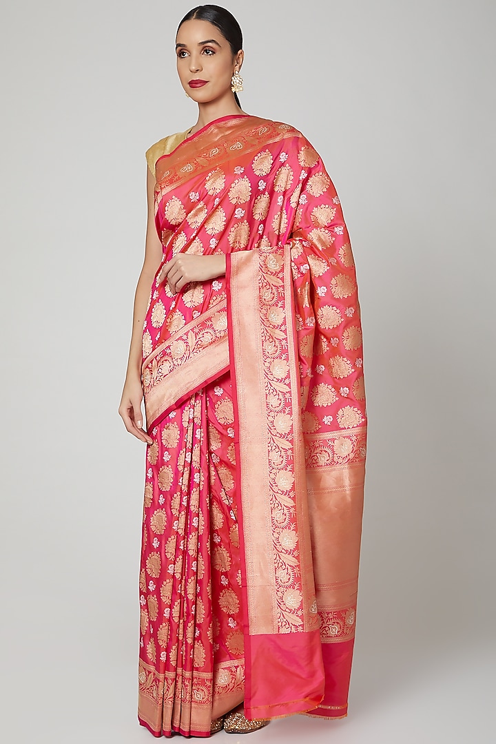 Peach & Pink Ornamental Saree Set by Roliana weaves