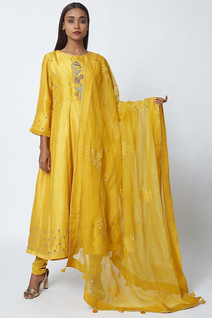 Mustard Yellow Hand Embroidered Anarkali Set by Romaa at Pernia's Pop Up Shop