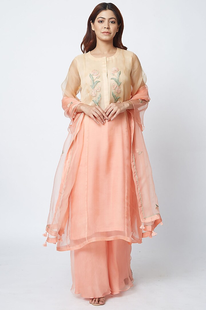 Peach Hand Embroidered Kurta Set by Romaa at Pernia's Pop Up Shop