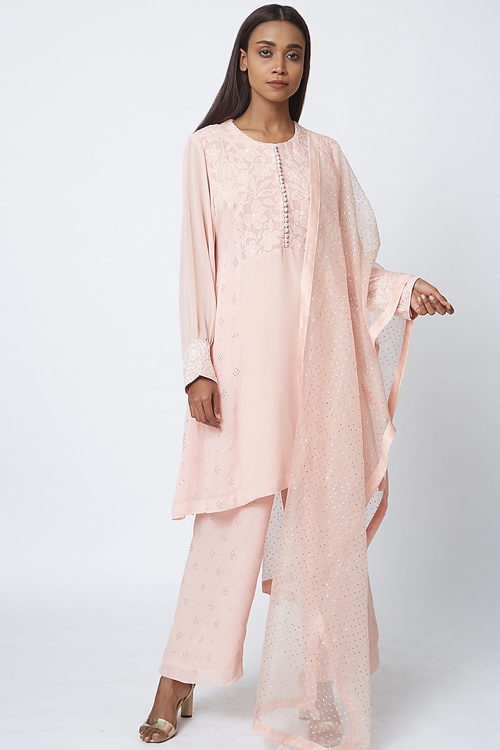 Light Pink Hand Embroidered Kurta Set by Romaa