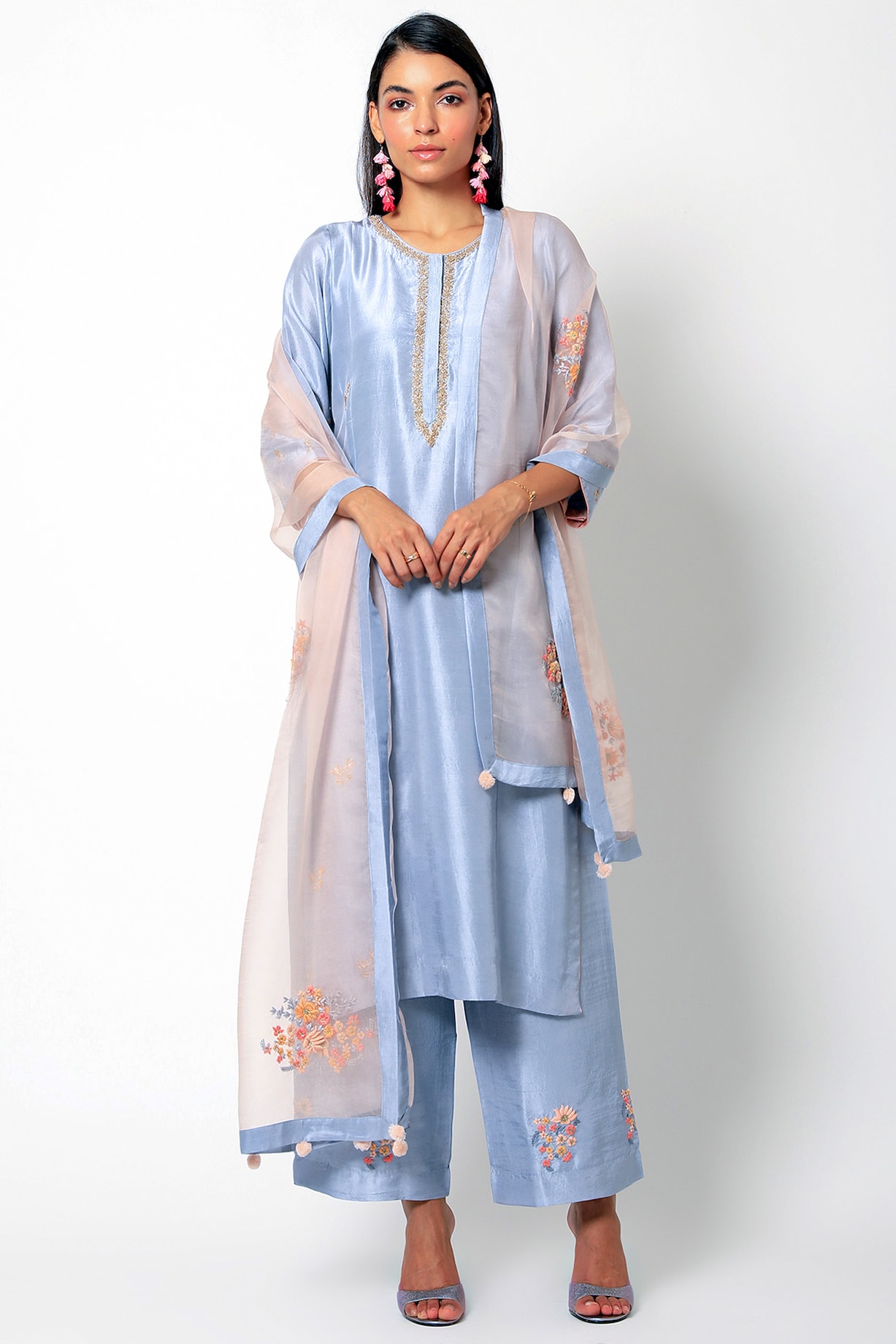 Sakhi Blue Embroidery Kurta Set