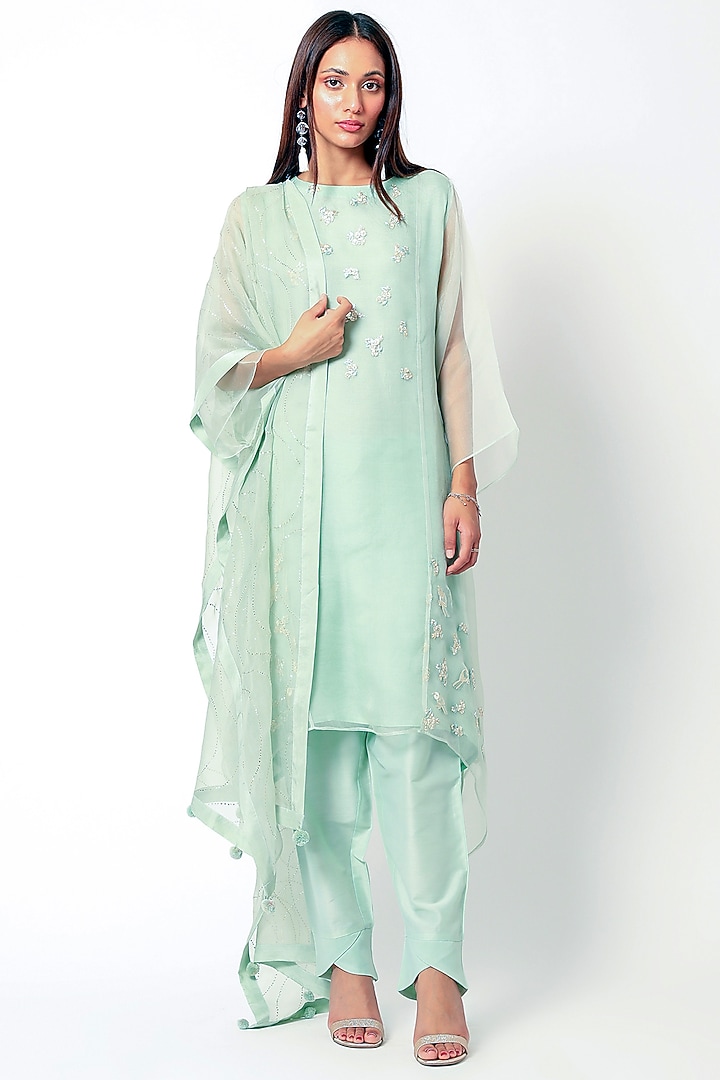 Mint Green Embroidered Kurta Set by Romaa at Pernia's Pop Up Shop